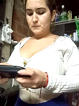 alexax0 online show from March 14, 2025, 1:37 am