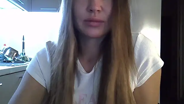 Snapshot of Lucky_Anna chatting on October 17, 2025, 7:38 pm Lucky Anna online show from October 17, 2025, 7:38 pm