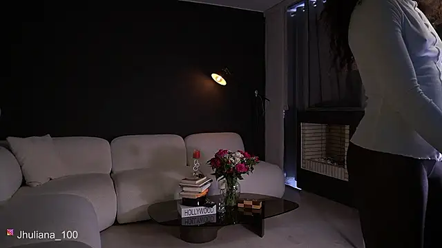 paulacora100 online show from March 24, 2026, 8:58 pm