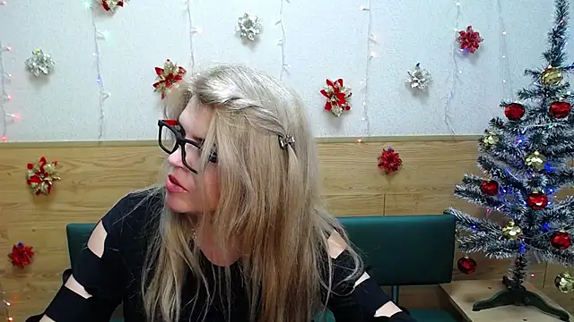 Julya Barbi online show from December 20, 2024, 12:38 pm
