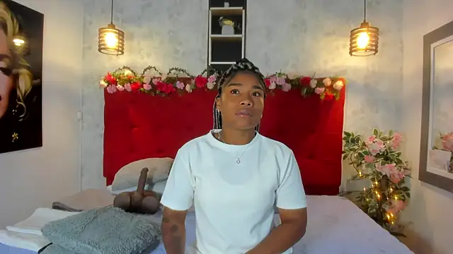 SilvannaFit online show from October 16, 2025, 12:06 pm