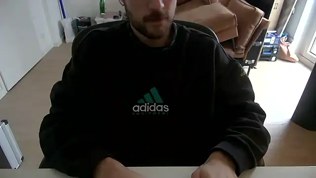 taallguyy 196 online show from January 9, 2026, 10:40 am