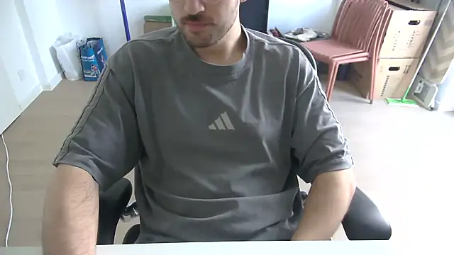 taallguyy 196 online show from April 19, 2026, 8:02 am