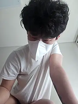 Snapshot of wlalsdldb112 chatting on February 28, 2025, 2:31 am wlalsdldb112 online show from February 28, 2025, 2:31 am