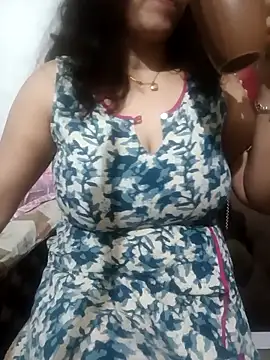 Snapshot of Sneha_gril chatting on December 15, 2025, 3:49 pm Sneha gril online show from December 15, 2025, 3:49 pm