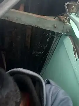 Snapshot of Skinny_Bigass_23 chatting on December 18, 2025, 5:35 am Skinny Bigass 23 online show from December 18, 2025, 5:35 am