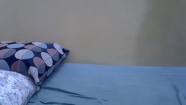 Harrisamor online show from December 1, 2025, 8:03 pm