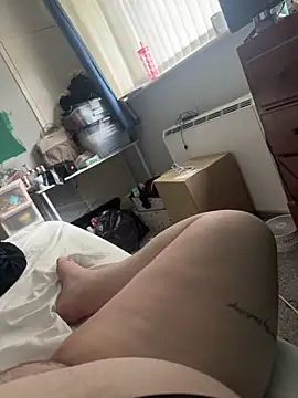 AmberTaylorXxx online show from April 10, 2026, 5:39 pm