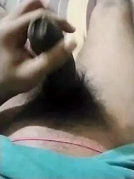 Muscular02 online show from March 21, 2025, 5:45 pm