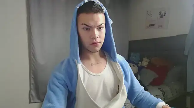 Snapshot of MarceloMilk chatting on February 24, 2025, 3:23 am MarceloMilk online show from February 24, 2025, 3:23 am