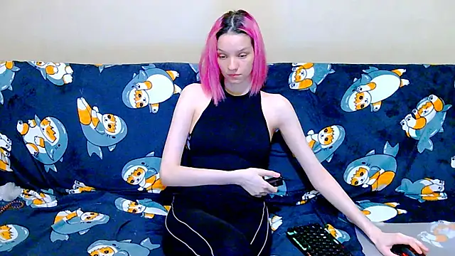 Ivy Lester online show from October 12, 2025, 5:45 pm