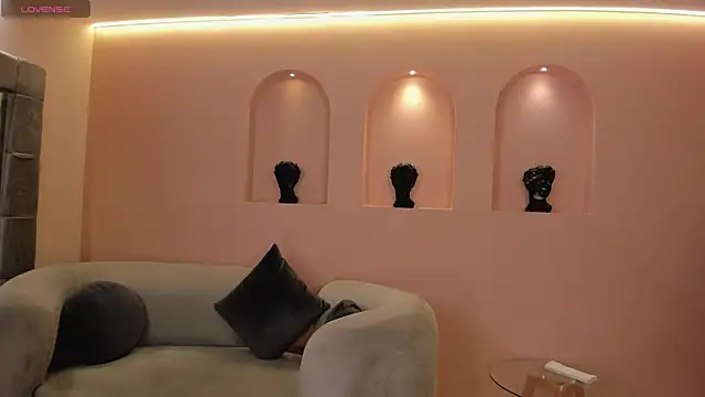 AlinaKravitz online show from March 6, 2025, 11:36 am