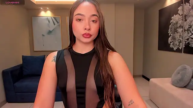 AlinaKravitz online show from February 1, 2026, 5:22 pm