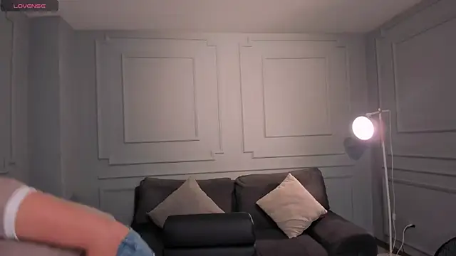 KaiaFerreira online show from February 18, 2026, 5:09 pm