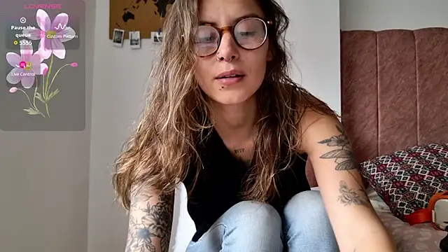 Emmy petit online show from February 6, 2026, 5:05 pm