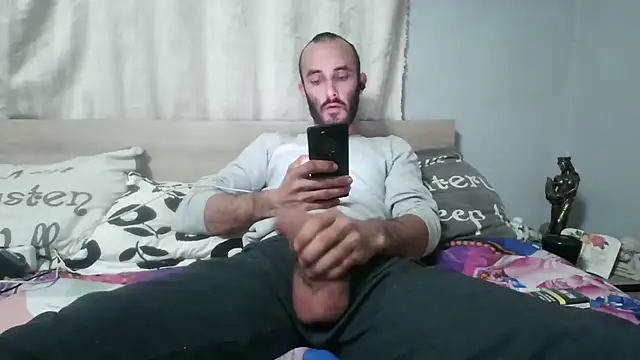 kisandgioni online show from January 4, 2025, 9:41 pm