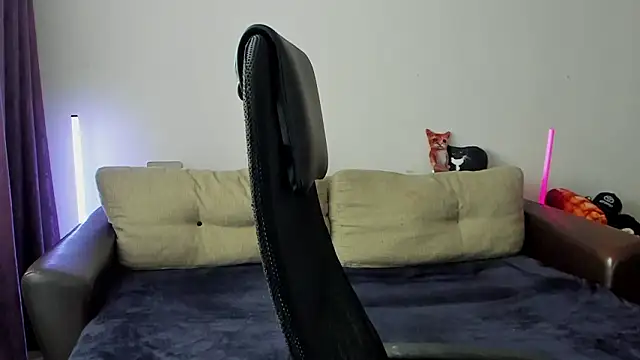 Ostin meow online show from March 16, 2026, 5:35 am