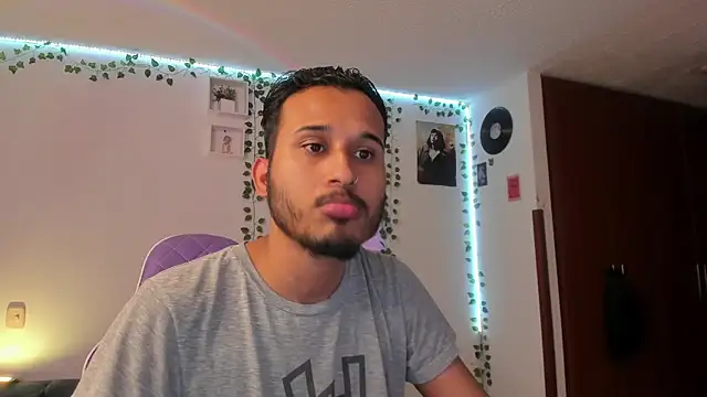 Raf brunette online show from January 20, 2025, 11:02 am