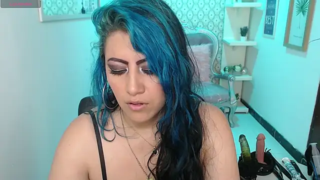 scarleth blue online show from February 27, 2025, 3:04 am