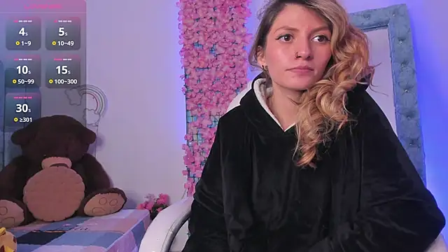 summer sweet  online show from December 17, 2024, 7:18 am