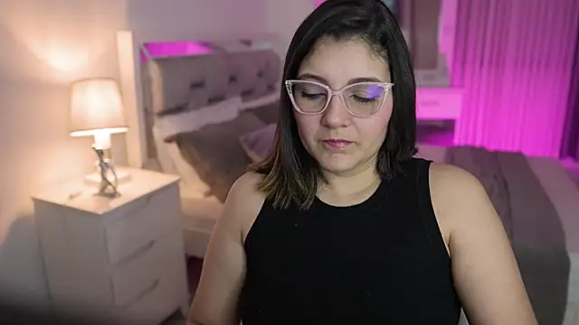 Snapshot of Camilaa_bueno chatting on January 16, 2025, 1:58 am Camilaa bueno online show from January 16, 2025, 1:58 am