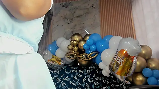 Any topless online show from September 26, 2025, 11:03 am