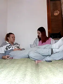 ella grays online show from October 21, 2025, 5:46 pm