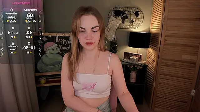 julianablond online show from December 4, 2024, 2:37 pm