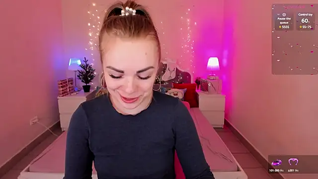 julianablond online show from January 7, 2025, 2:30 pm