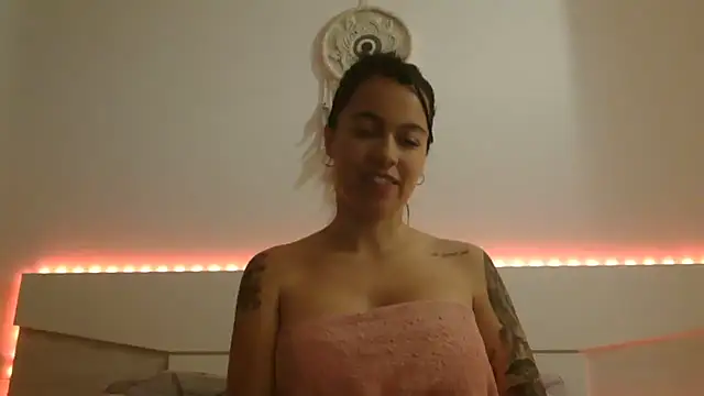 AmaraBella69 online show from February 15, 2025, 11:14 pm