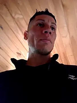 FlacoDani online show from November 8, 2025, 2:50 pm