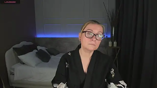 AlexandraKind online show from January 23, 2025, 11:58 pm