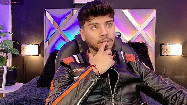 Tommidubois online show from September 11, 2025, 4:34 am