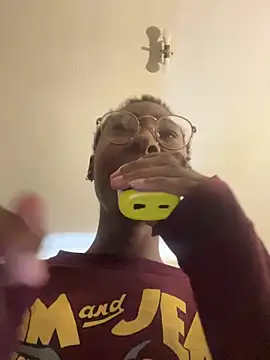 GoddessxDutchessx online show from February 19, 2025, 9:36 pm