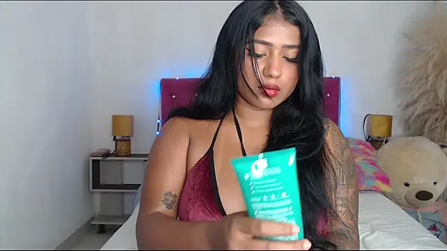 alinakiss online show from September 21, 2025, 10:22 pm