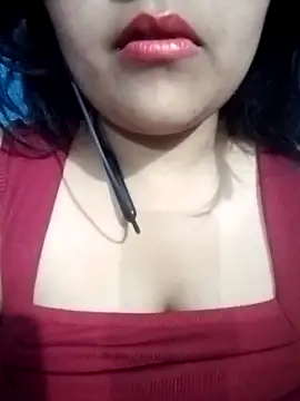 Love-Veronica online show from March 26, 2026, 6:02 pm