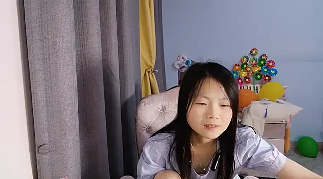 Lena-yyds online show from March 3, 2025, 4:35 pm