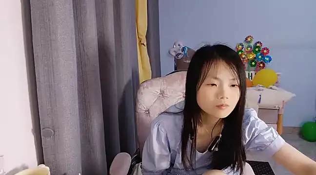 Lena-yyds online show from March 4, 2025, 1:45 am