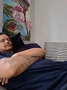 ChuckyyDee online show from April 19, 2026, 7:05 pm