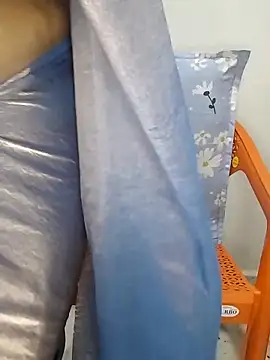 Sexy Radhikaa online show from March 21, 2026, 1:58 pm