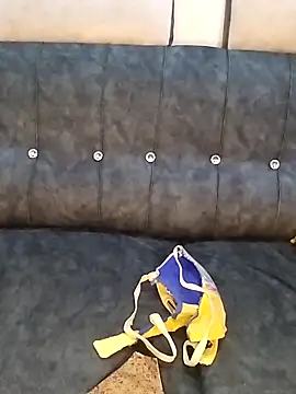 Sexy Radhikaa online show from April 14, 2026, 5:46 am