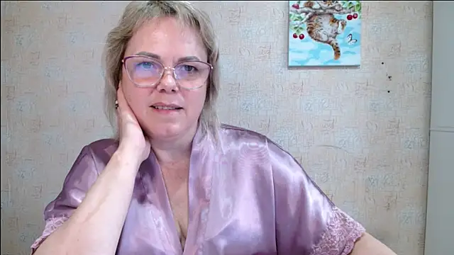 Snapshot of sweetsunset11 chatting on July 31, 2026, 3:44 pm sweetsunset11 online show from July 31, 2026, 3:44 pm
