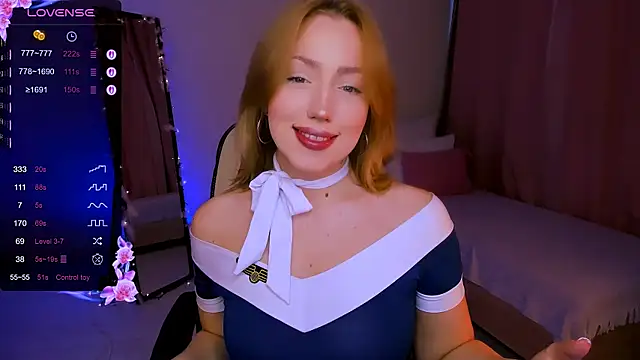 Snapshot of Jenny_Luvv chatting on October 15, 2025, 8:14 am Jenny Luvv online show from October 15, 2025, 8:14 am