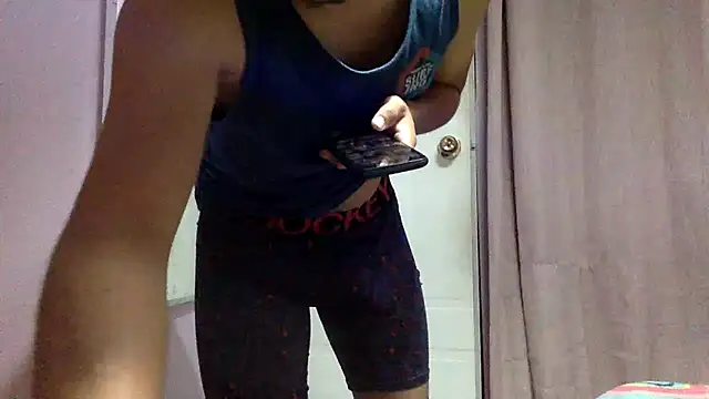 tula chyk online show from October 30, 2025, 2:24 am