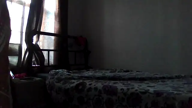 Snapshot of ariadxxx chatting on December 3, 2024, 8:50 pm ariadxxx online show from December 3, 2024, 8:50 pm