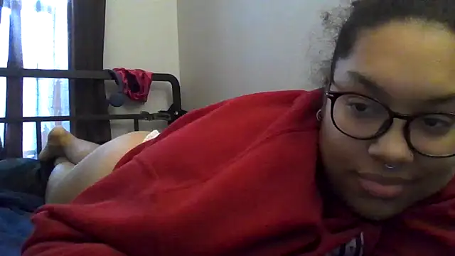 Snapshot of ariadxxx chatting on December 16, 2024, 4:49 pm ariadxxx online show from December 16, 2024, 4:49 pm