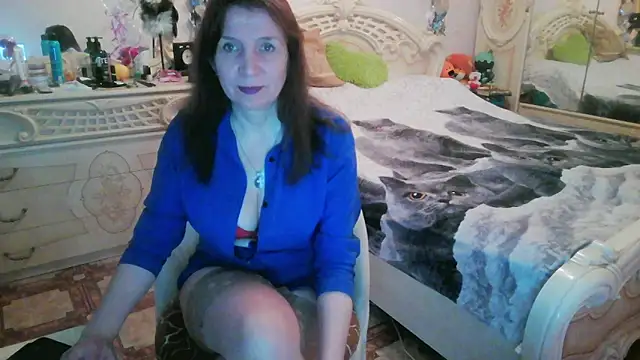 Snapshot of Debra_Phoenix chatting on May 4, 2026, 10:17 pm Debra Phoenix online show from May 4, 2026, 10:17 pm