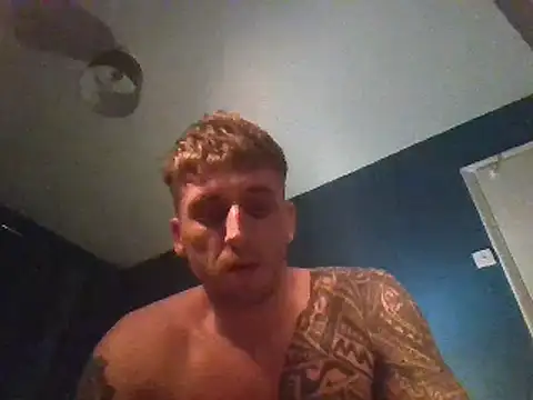 freddie90908 online show from December 10, 2024, 12:39 am