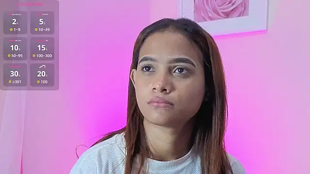 ZoeSmith6 online show from October 12, 2025, 1:43 pm