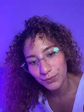 varenkaivanova 22 online show from February 7, 2025, 12:06 pm